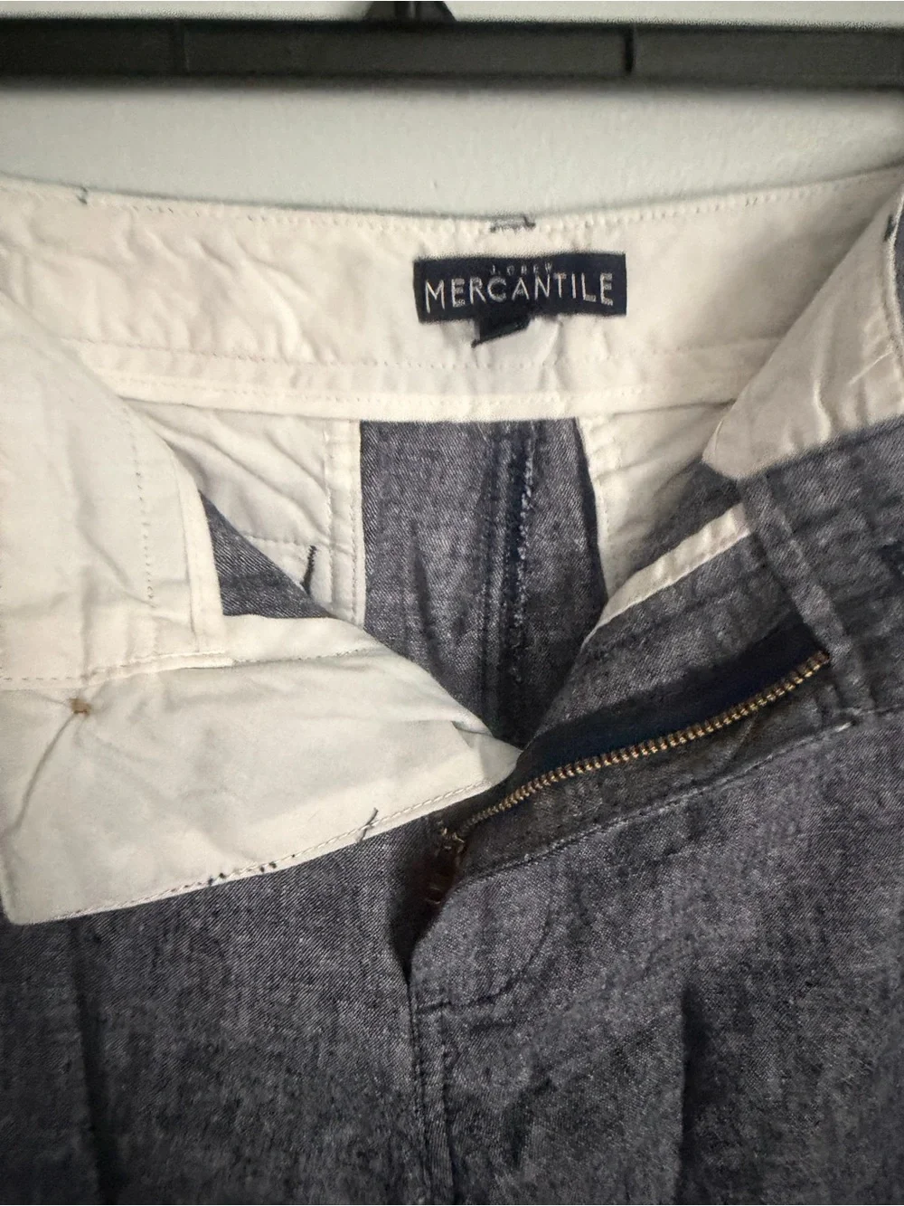 J Crew Mercantile Men's Navy blue Linen-Blend Chambray Chino Casual Shorts Sz 35